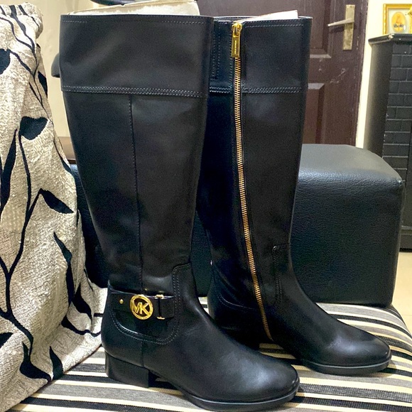 Michael Kors Women’s Knee Length Boots - Picture 4 of 9